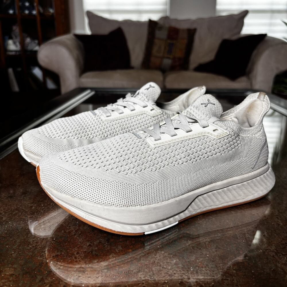 Flux Adapt Runner Shoes Womens 8 Beige Running Athletic Training Gym Sneakers